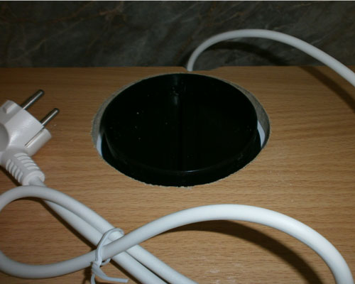 alt